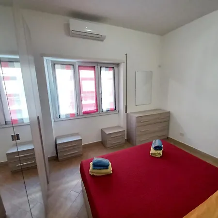 Apartamento Forni Balcony Wifi Ac 200 Mt From The Sea Lido di Ostia