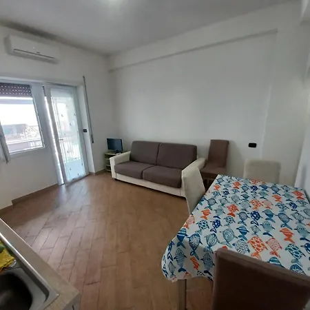 Apartment Forni Balcony Wifi Ac 200 Mt From The Sea Lido di Ostia